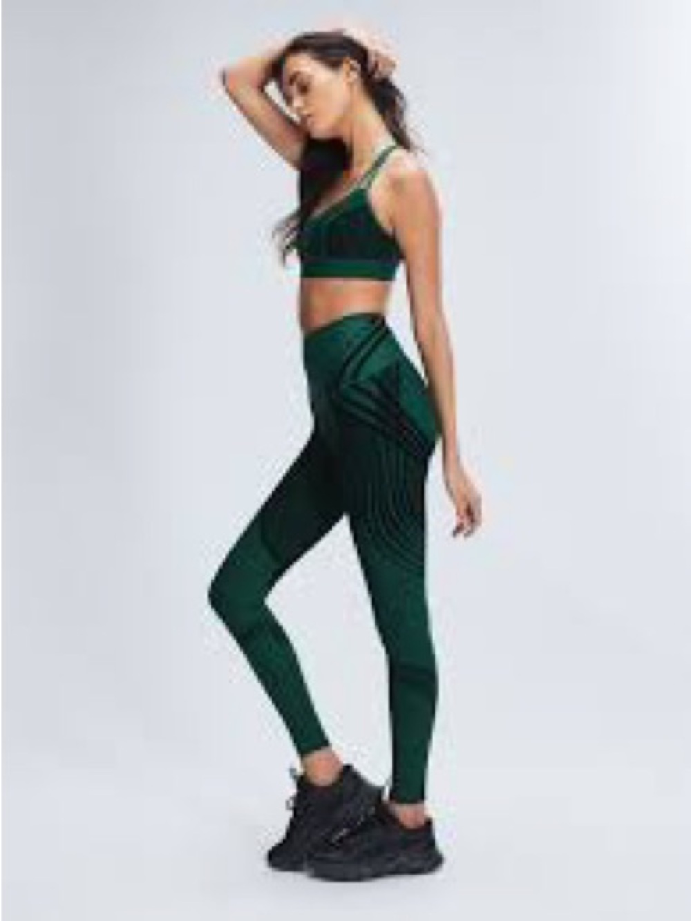 NWT Savage X Fenty Green High-Waist Sculpting Leggings with Black Accents